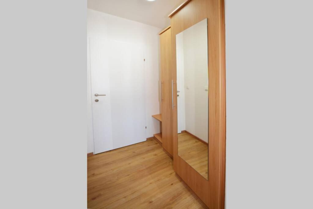 Alpenblick - Modernes Apartment In Ruhelage Villach Exterior foto